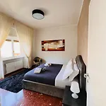 Daire Vatican Holidays House *